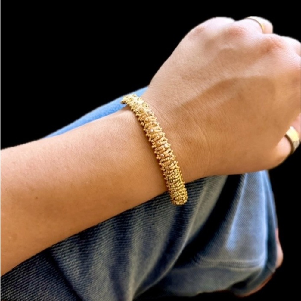 Elegant Gold Bracelet for Women